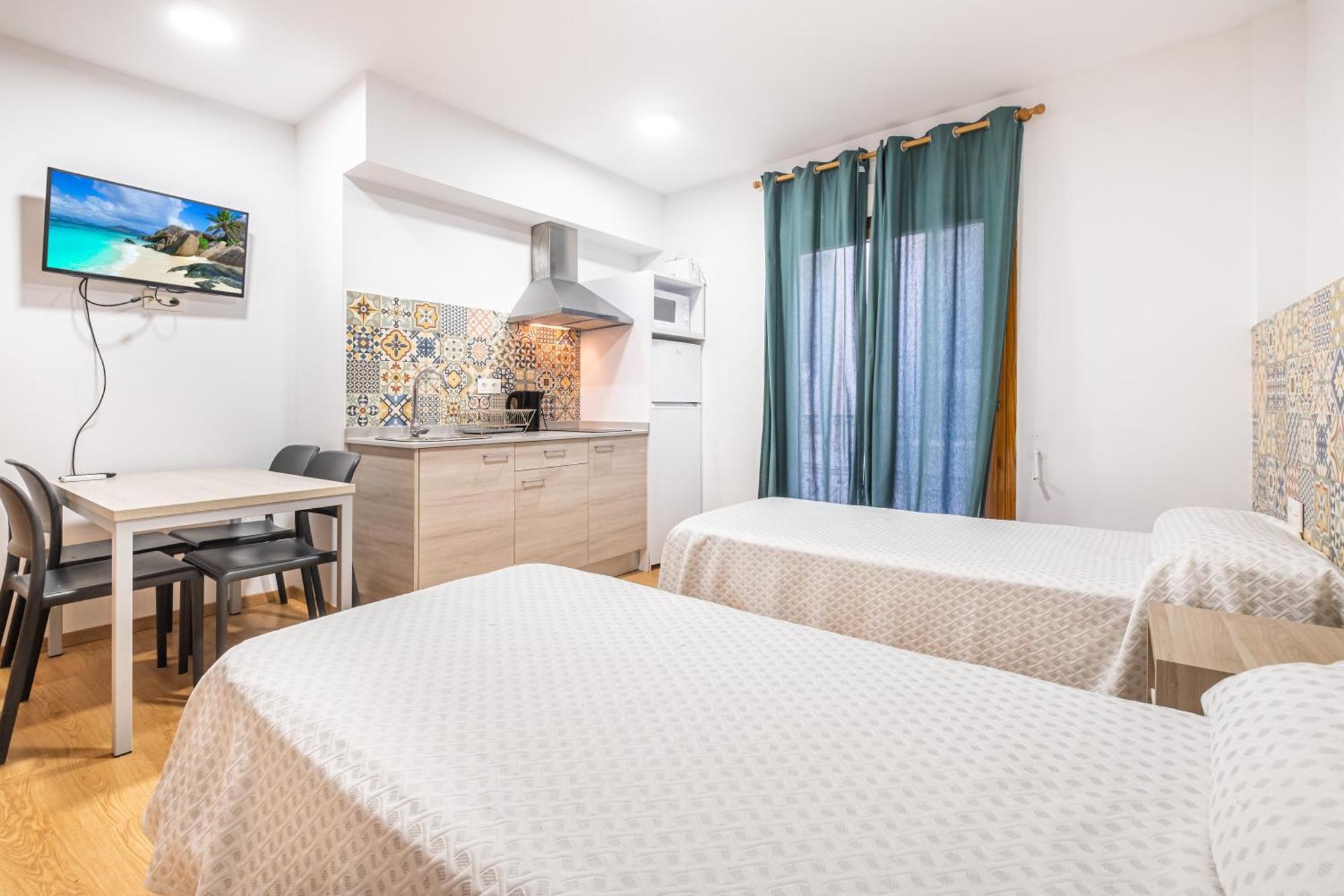 Apartamentos El Castell (Adults Only) Benidorm Dış mekan fotoğraf