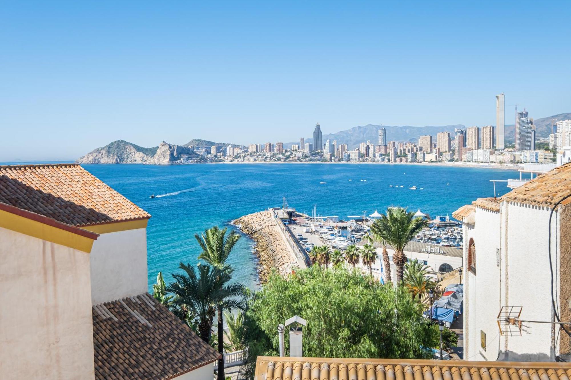 Apartamentos El Castell (Adults Only) Benidorm Dış mekan fotoğraf